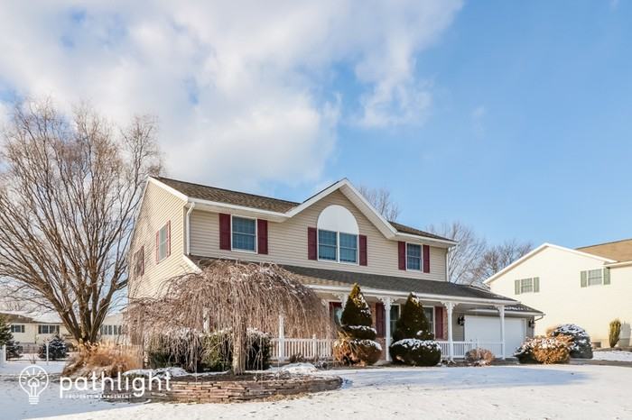 2585 Cherry Ct - Photo 2 of 16