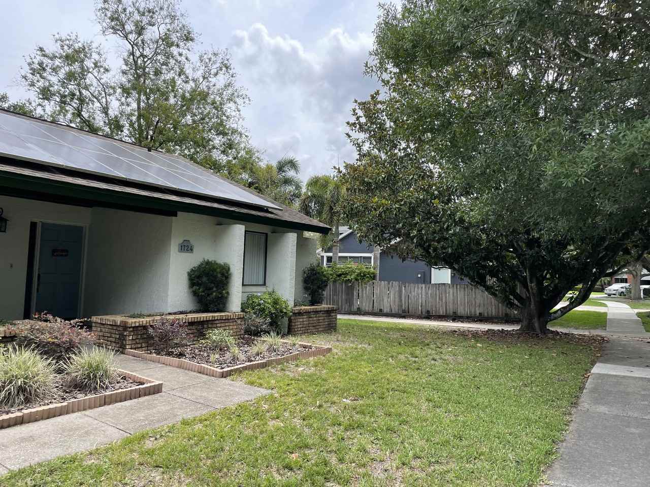 1724 Golfside Dr #NA - Photo 2 of 18