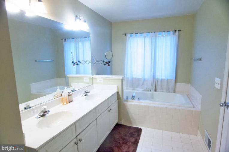 6419 Nice Pl #1 - Photo 7 of 16