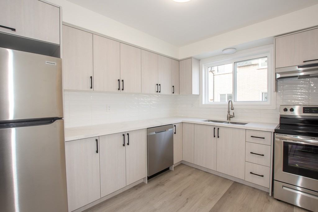 107 Endicott Terrace, Welland, ON L3C 5R9, Canada 3 bedroom House