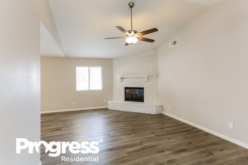 5753 E Enrose St - Photo 3 of 16