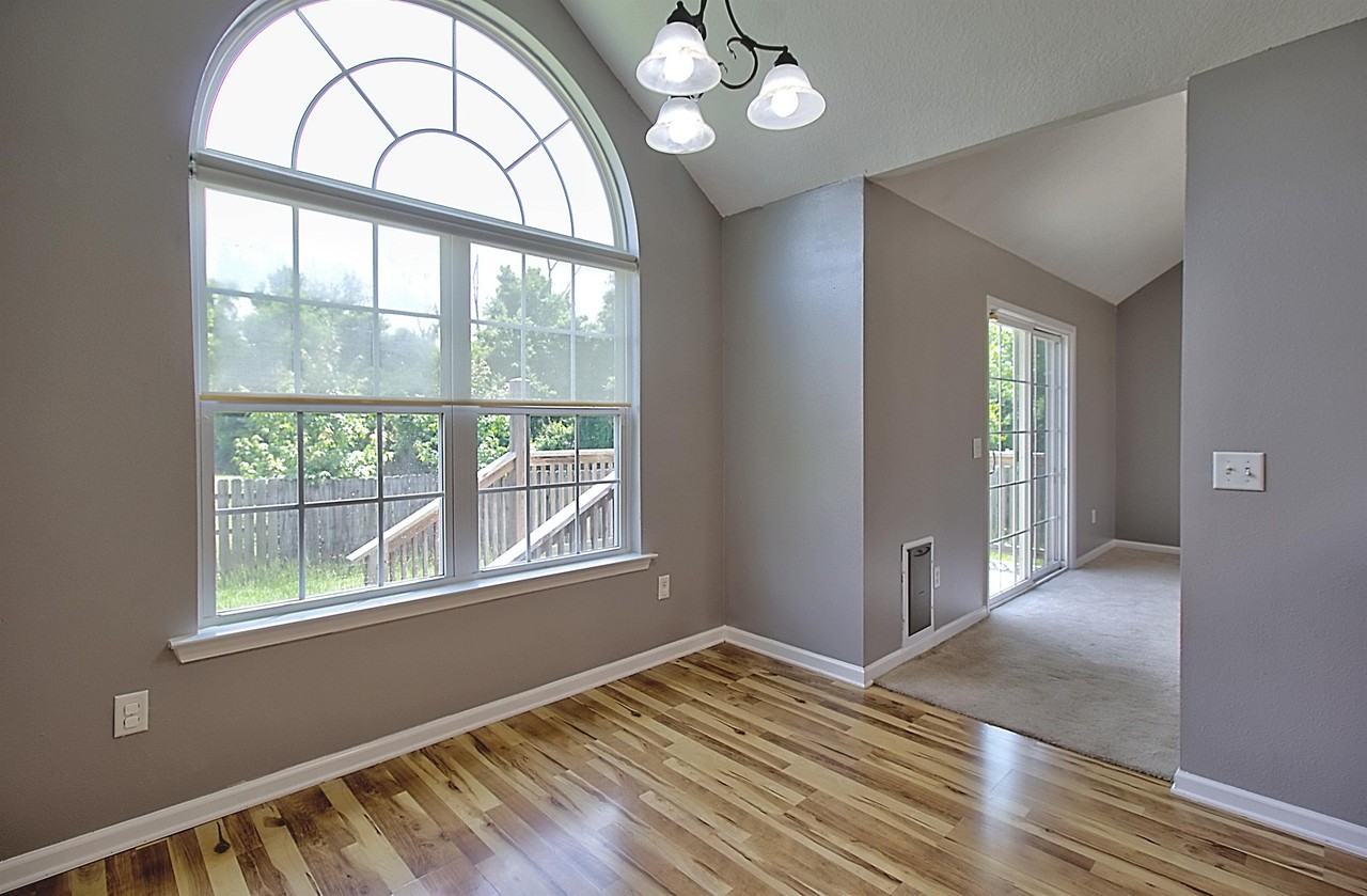 403 E Banks St #1 - Photo 7 of 25