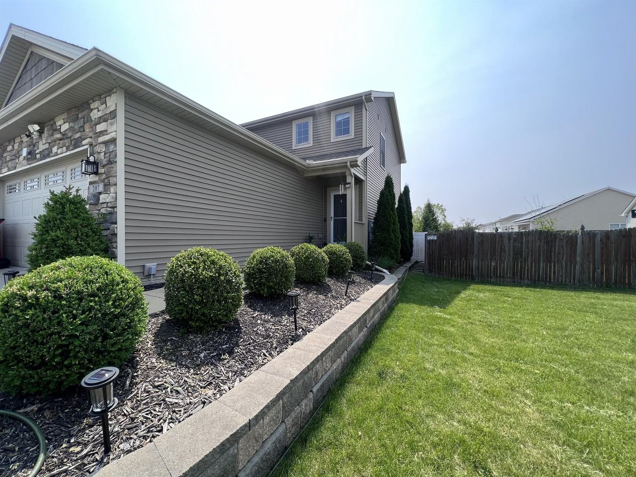 207 Tickseed - 1 #1 - Photo 3 of 10