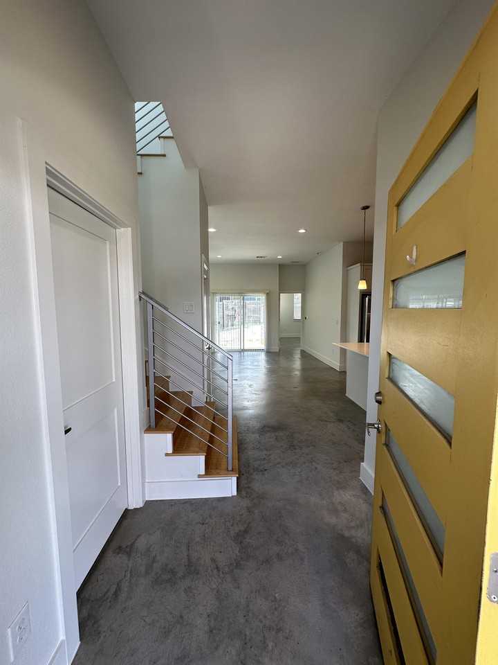 7208 Carver Ave #1 - Photo 2 of 10