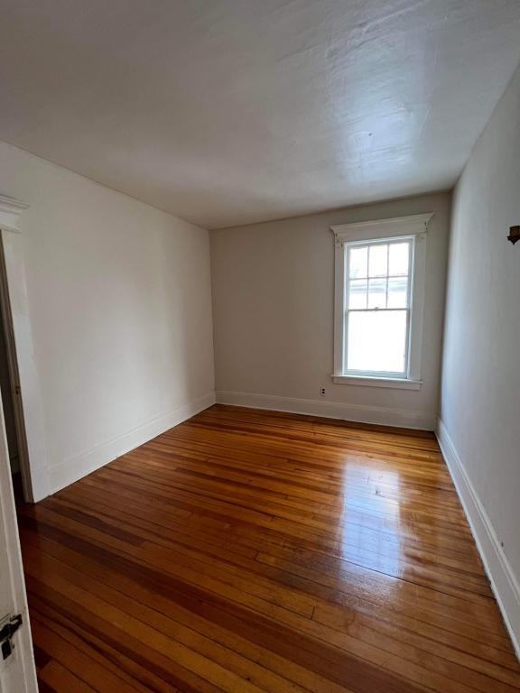 13 Springate St ## 15 - Photo 3 of 4