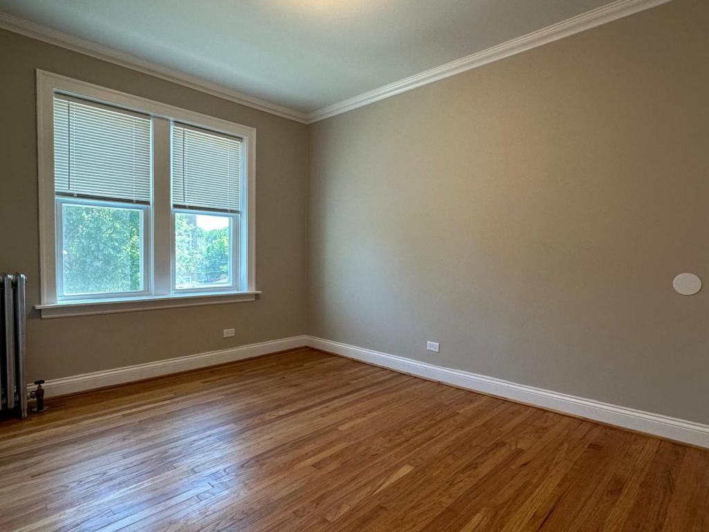 6556 S California Ave Apt 2 - Photo 7 of 11