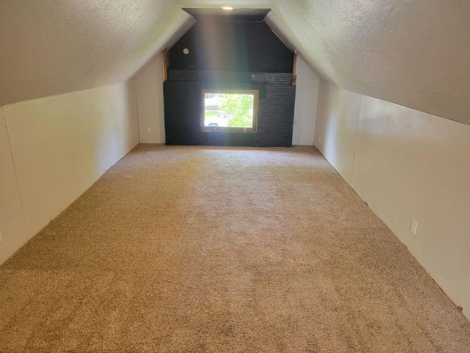 107 1/2 Custer Ave - Photo 4 of 7