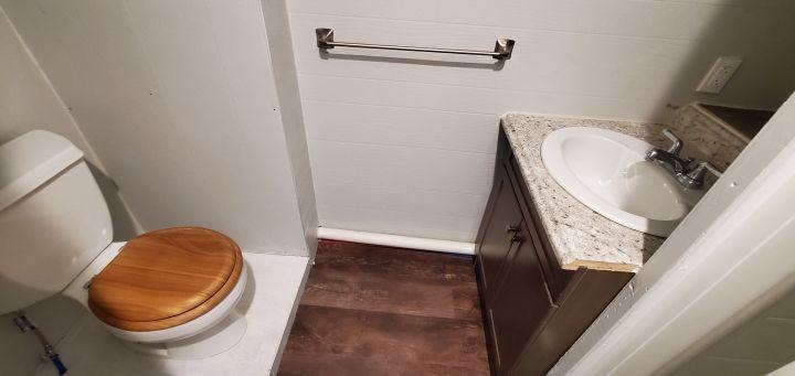 107 1/2 Custer Ave - Photo 6 of 7