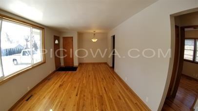 4230 F Ave Ne - Photo 3 of 16