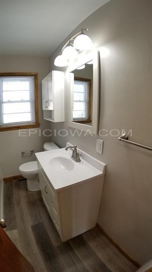4230 F Ave Ne - Photo 2 of 16