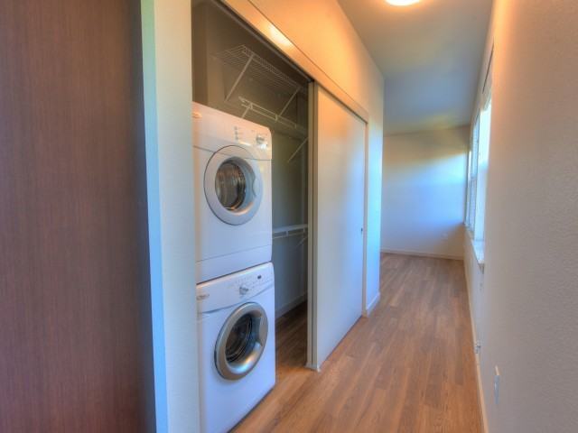 Hawthorne Twenty-Six - Photo 6 of 50