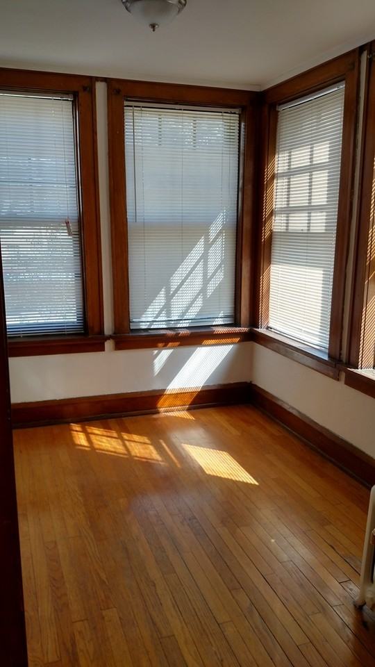 Murray Hill Apartments - Photo 2 of 8