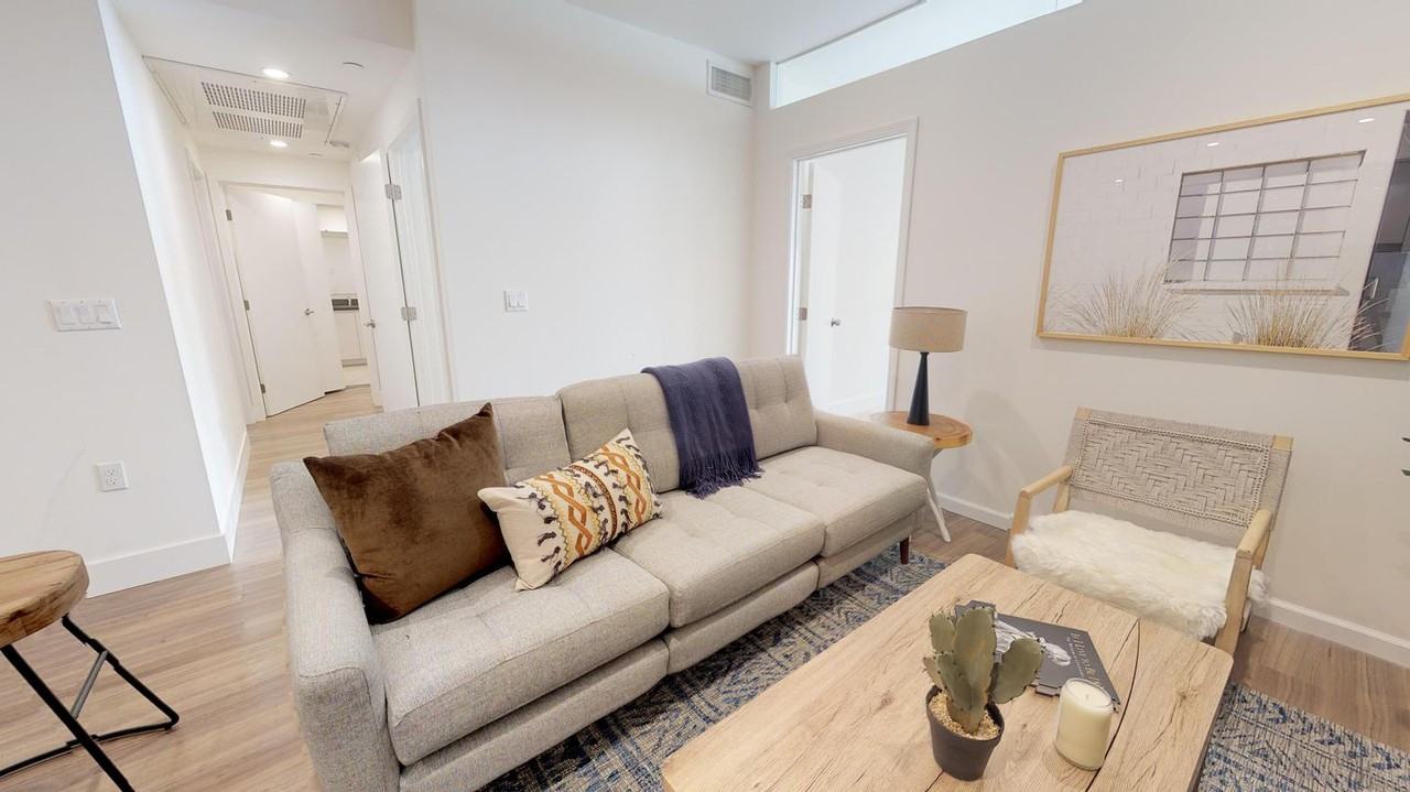 Private Bedroom in Stunning Apartment in the Heart of Beverly Grove