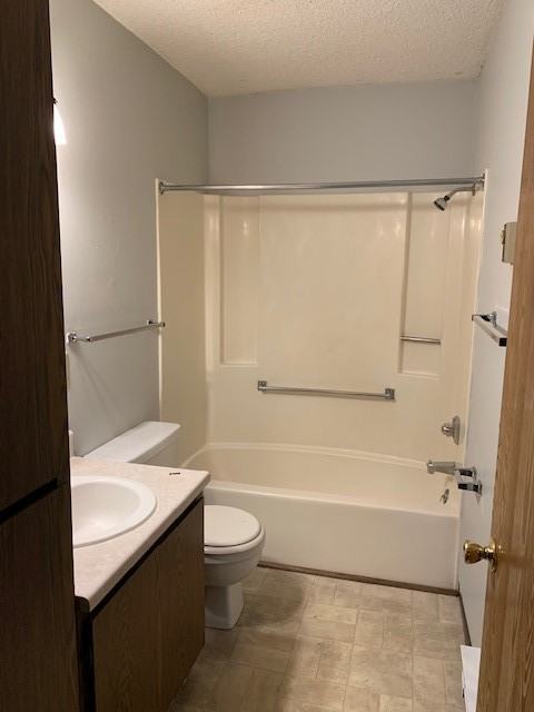 Apple Village I Apartments - Photo 2 of 14