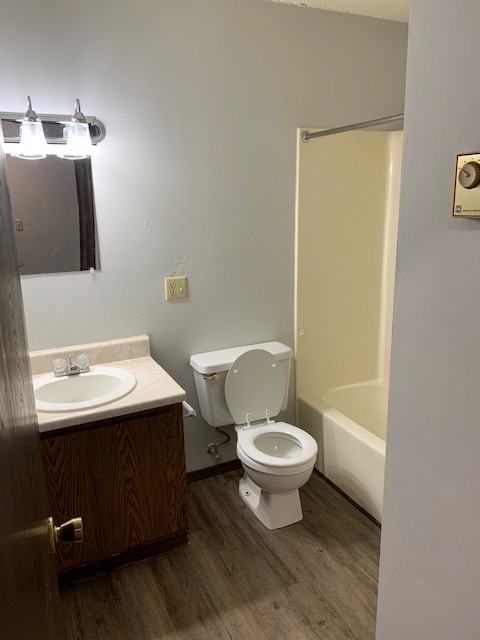 Apple Village I Apartments - Photo 3 of 14