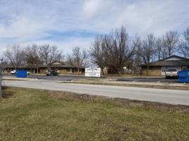 featured image of 221 W Pine St