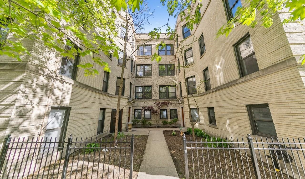 #1310 - The Villages of Eastlake - Photo 3 of 5