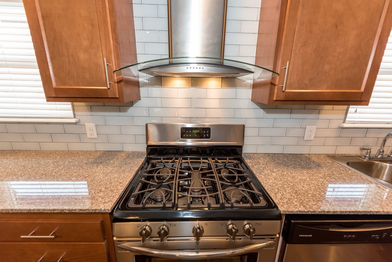 Axiom Apartments - Photo 3 of 20