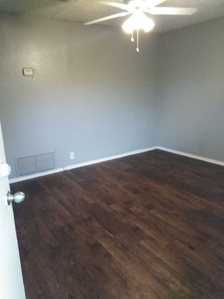 Brookview Duplexes - Photo 2 of 12