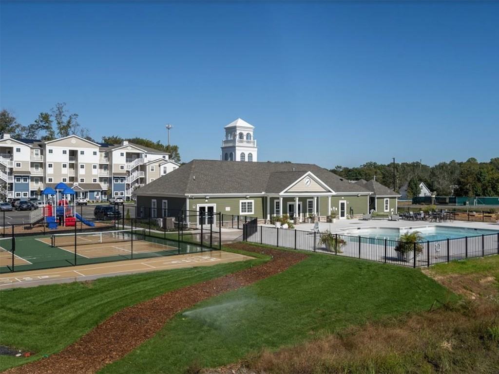 Carillon Woods - Photo 3 of 36