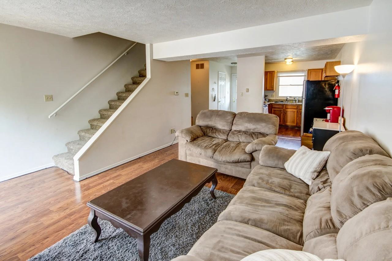 Townhouses On Tenth - Photo 3 of 31