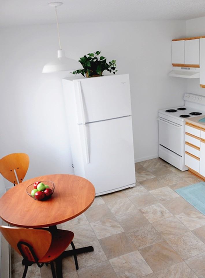 Jamestown Apartments - Photo 3 of 9