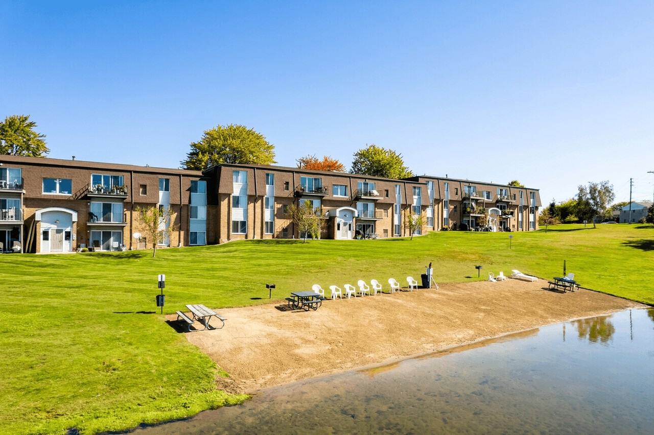 Greens Lake Apartments - Photo 3 of 46