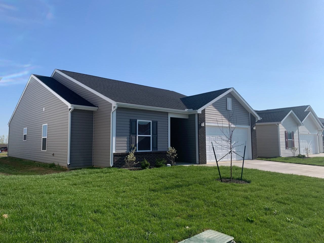 Avalon Bluffs - Photo 6 of 50