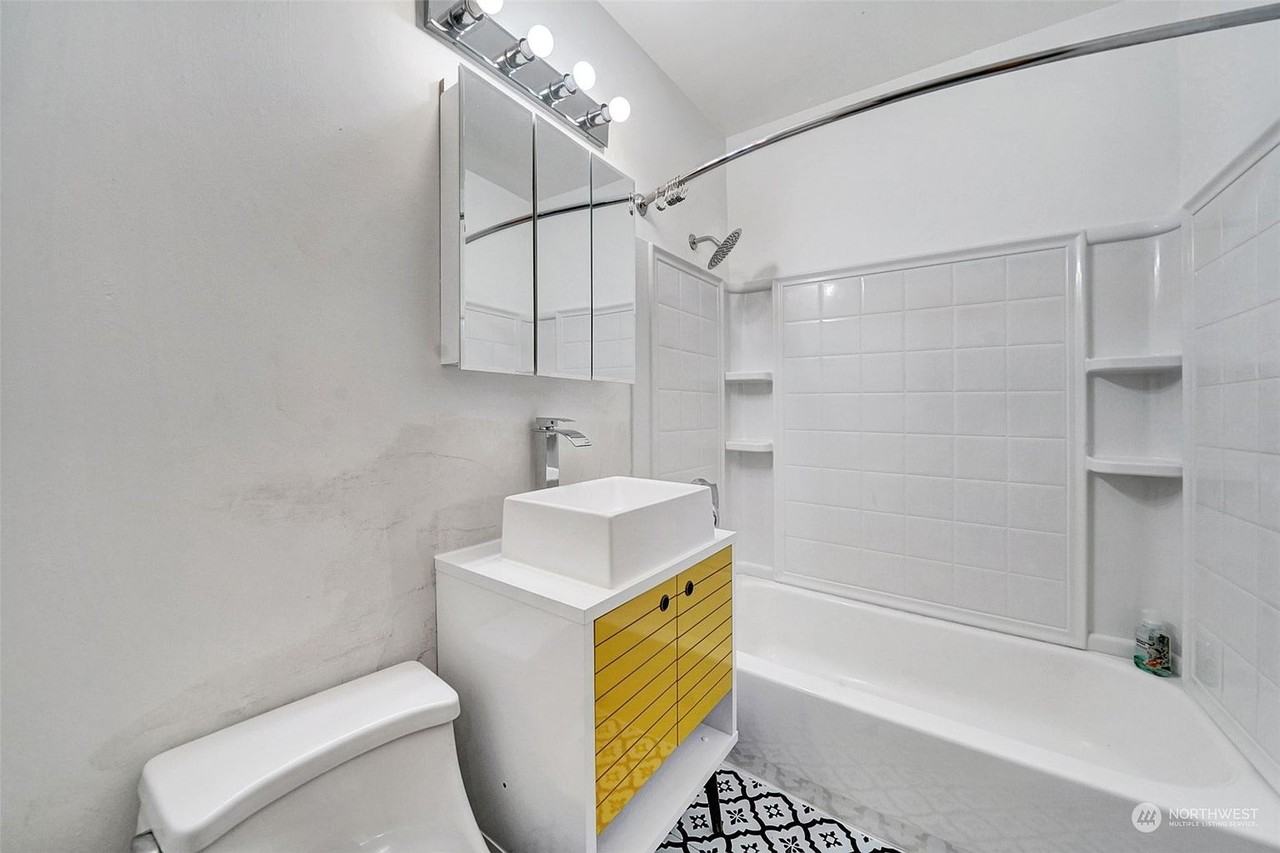 510 N Knoxville Way #NA - Photo 2 of 22