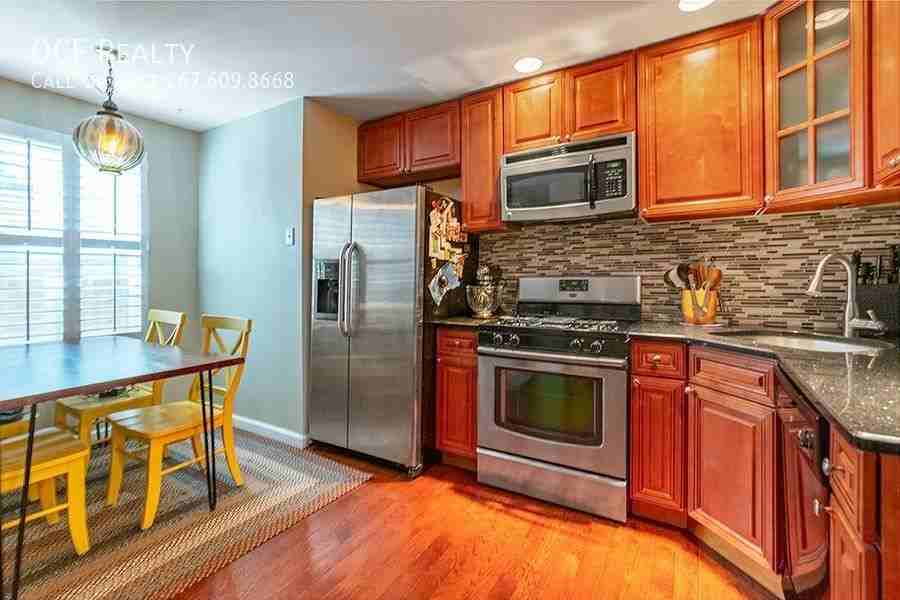 1008 S 5th St - Photo 2 of 19