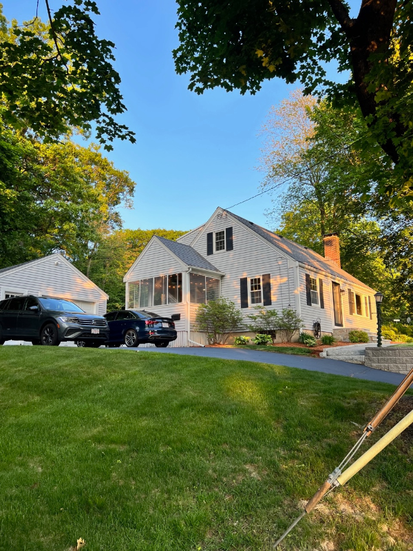 12 Curley Dr - Photo 3 of 26