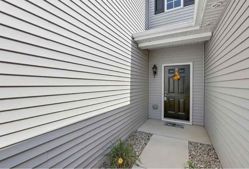 313 Sweetbriar Ct - Photo 3 of 17