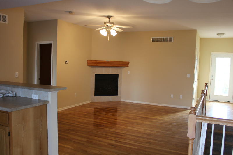 10406 E 45th Ter - Photo 2 of 22