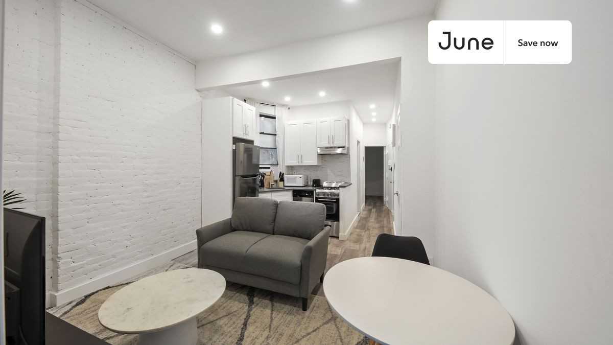 611 E 11th St #1 - Photo 4 of 15