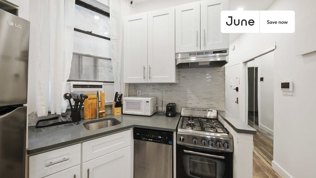 611 E 11th St #1 - Photo 6 of 15