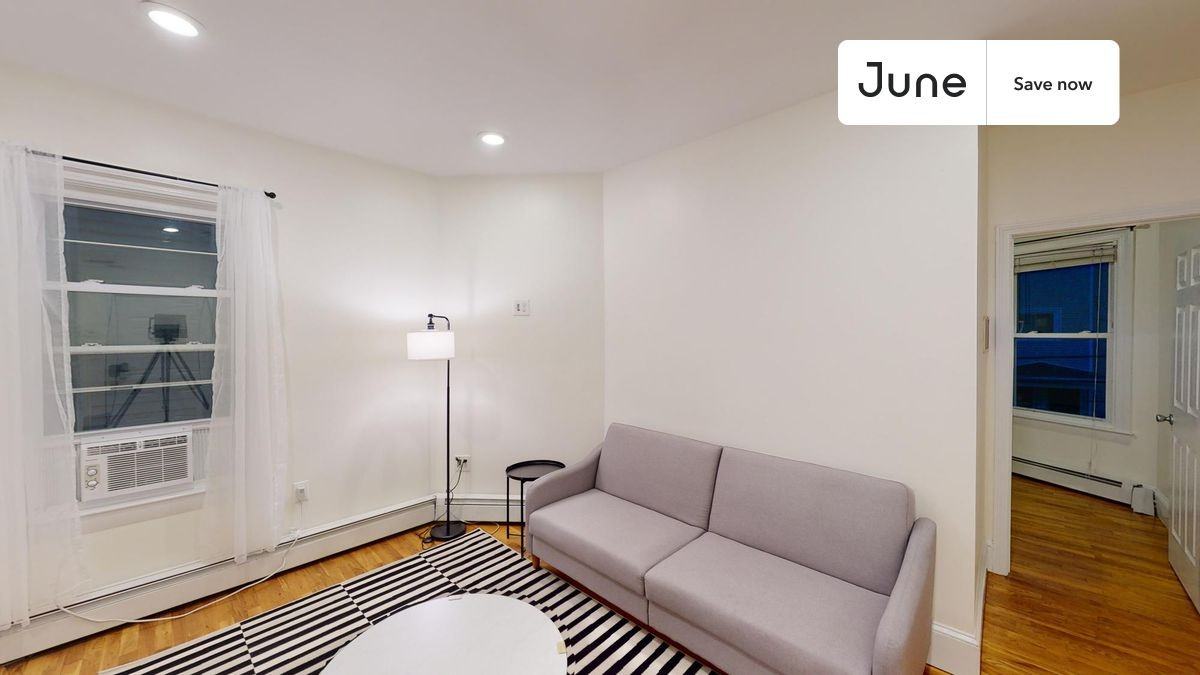 21 Rossmore St #1 - Photo 7 of 26