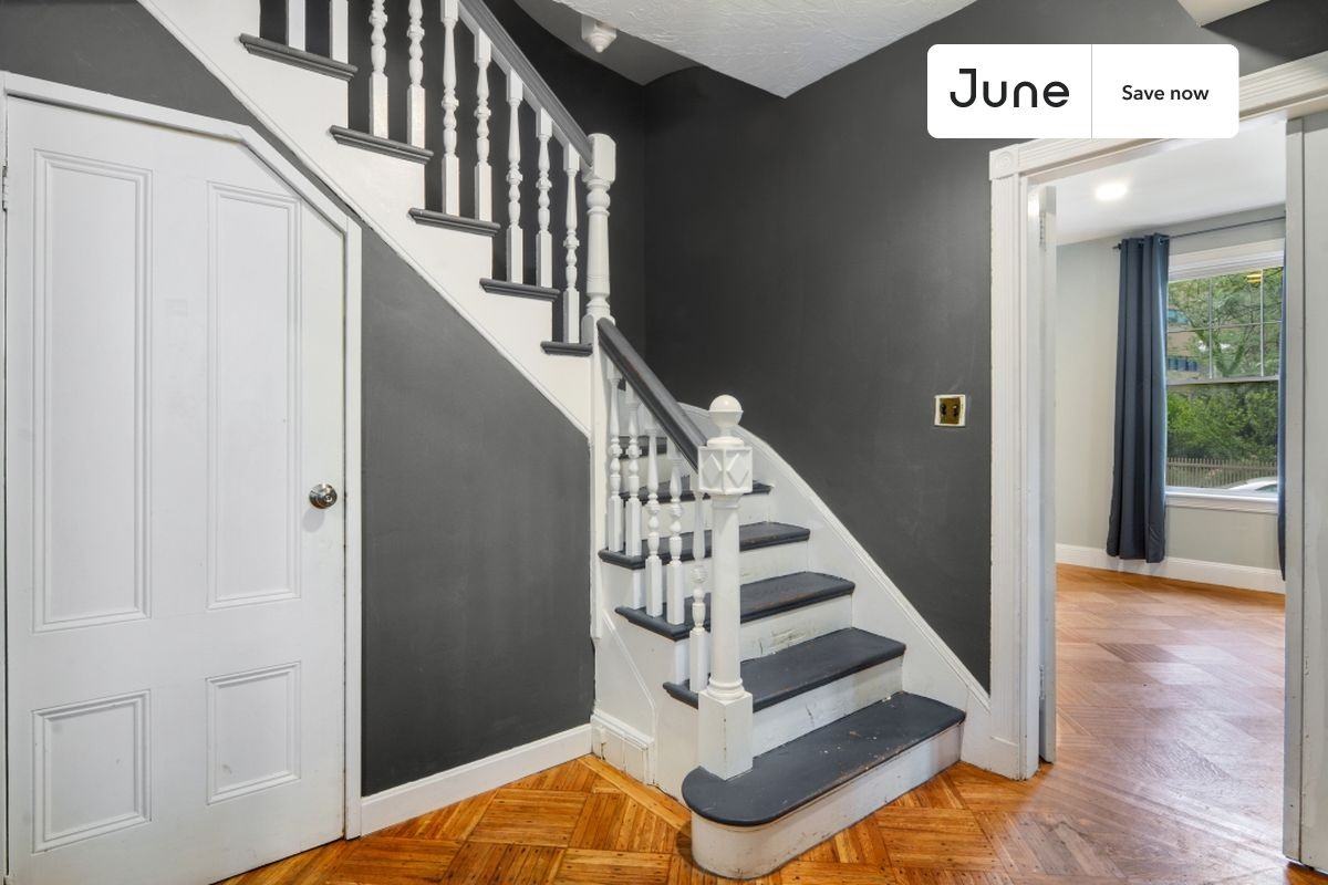 19 Putnam Ave - Photo 6 of 33
