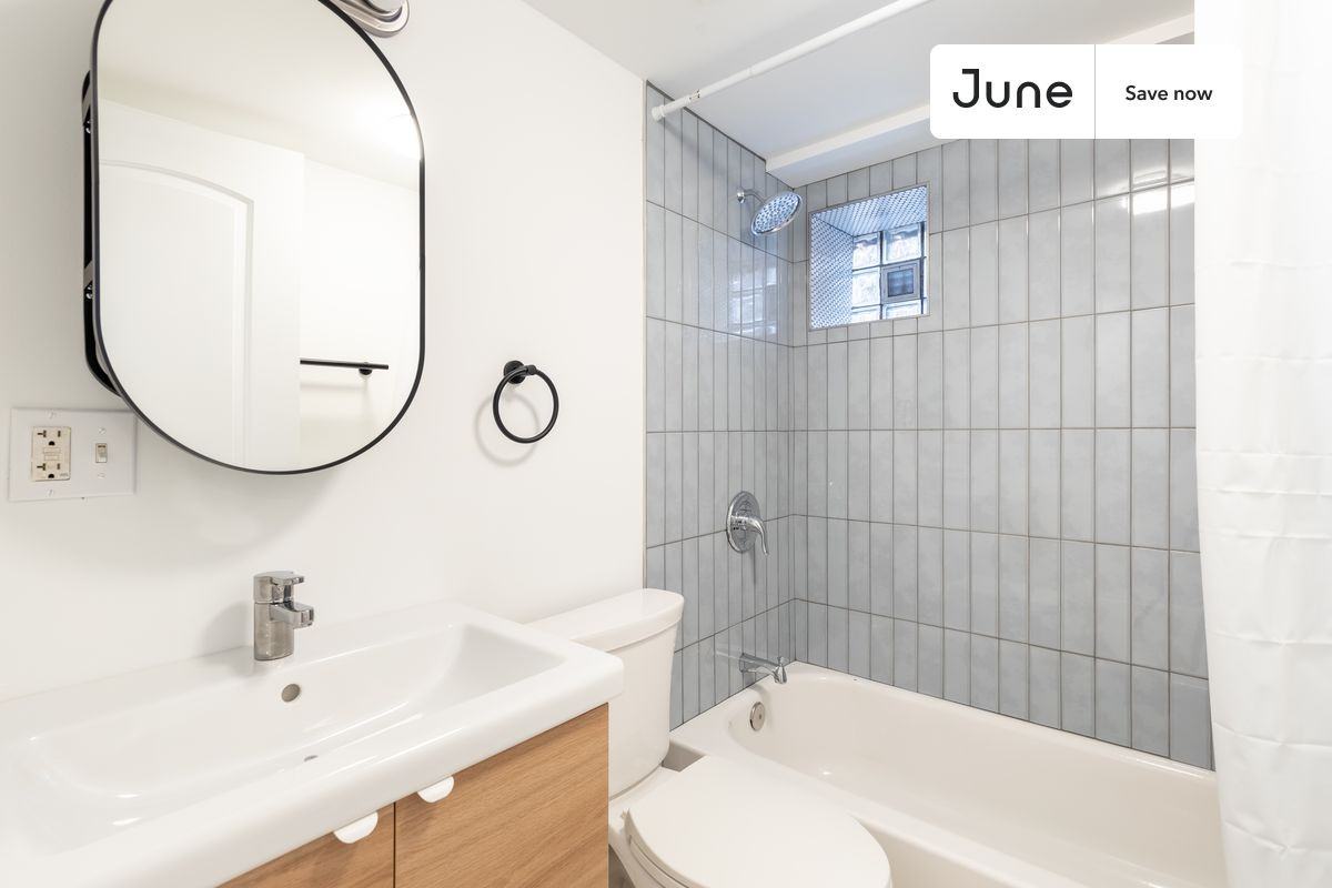 1841 N Mozart St - Photo 6 of 18