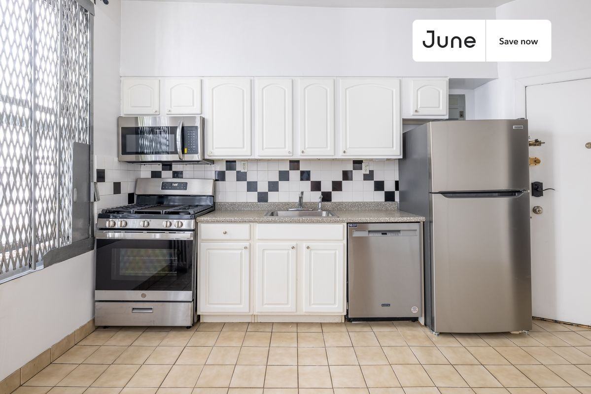 932 Columbus Ave #4S - Photo 2 of 19