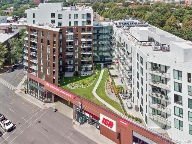 4599 Avenue Clanranald #709