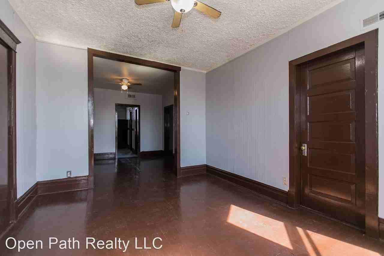 4157-59 S. Western/2330-32 W. 42nd St. - Photo 3 of 14