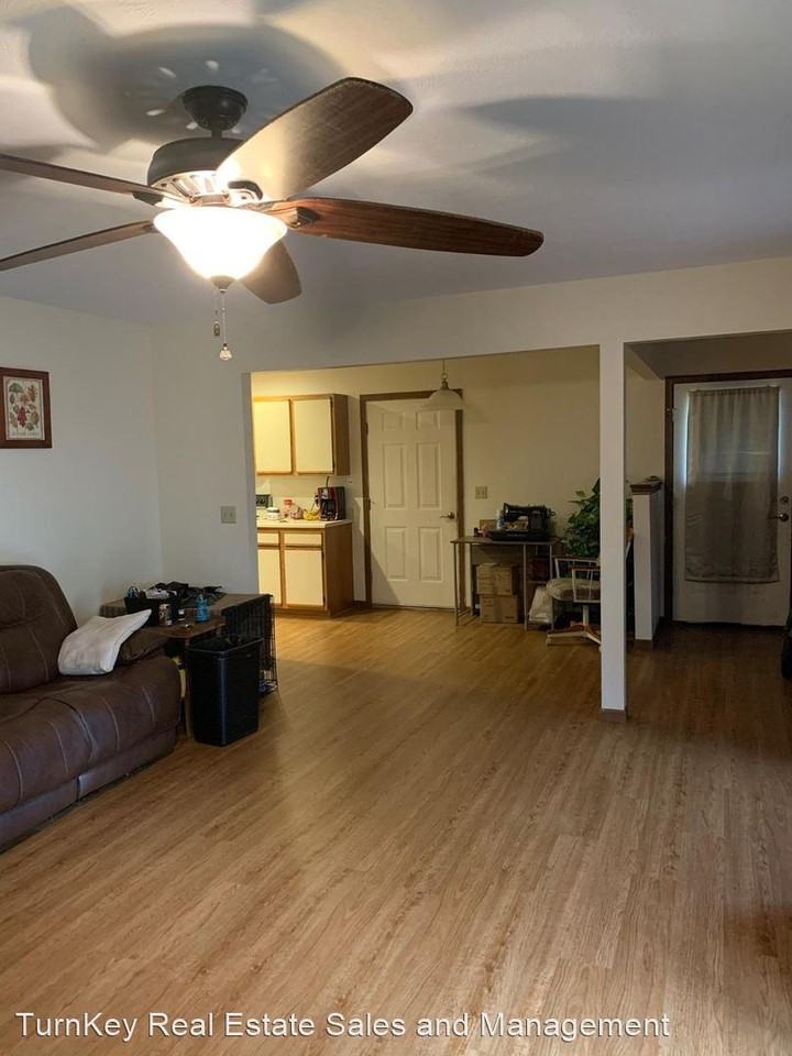 106 W Olive St - Photo 2 of 2