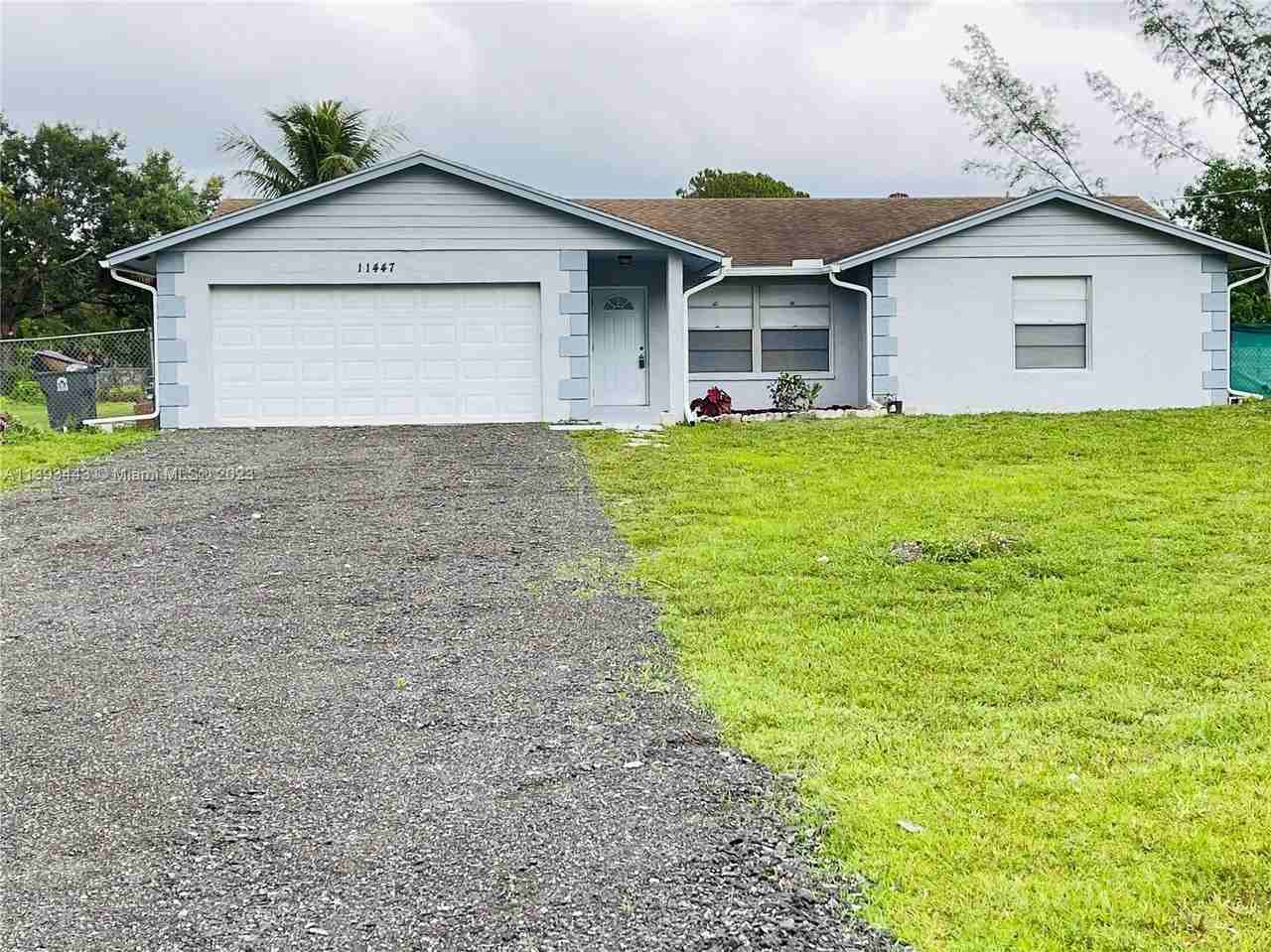 41st Ct N, West Palm Beach, FL 33411 3 Bedroom Apartment for 3,500