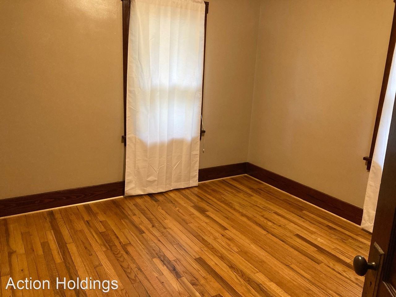 116 E Ashton Ave - Photo 3 of 10