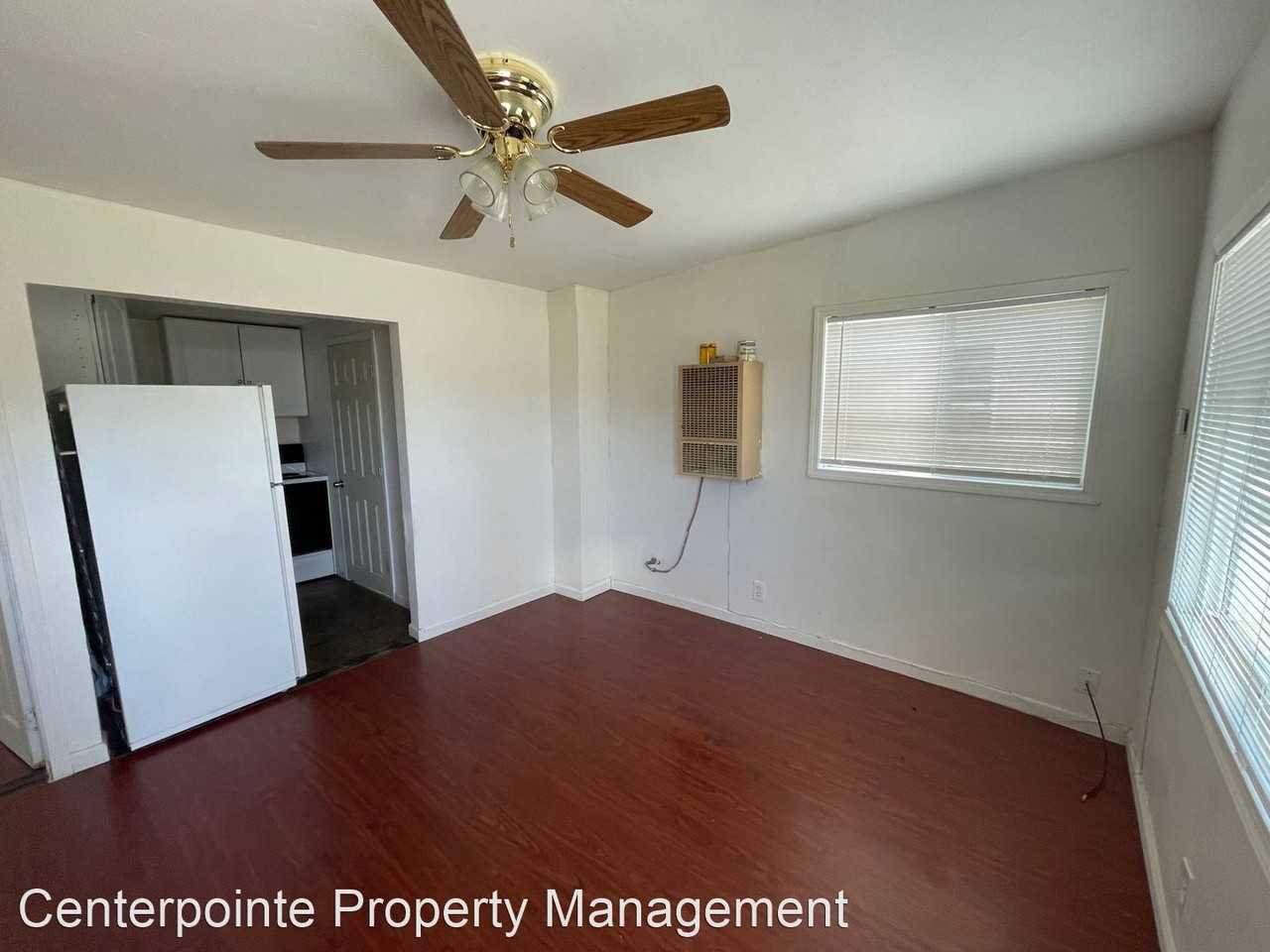 231 Maple St - Photo 2 of 9