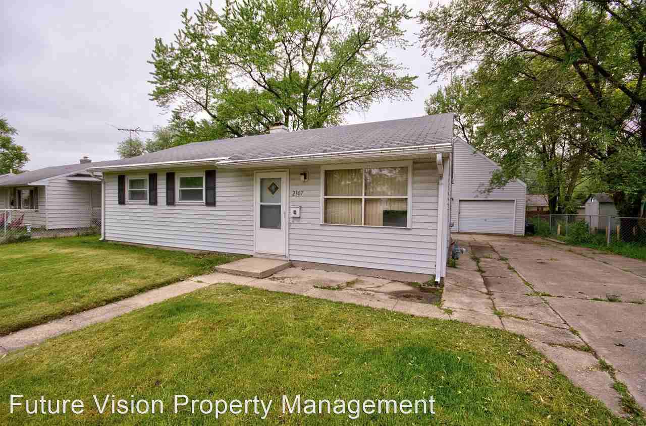 2307 Madonna Ave - Photo 2 of 15