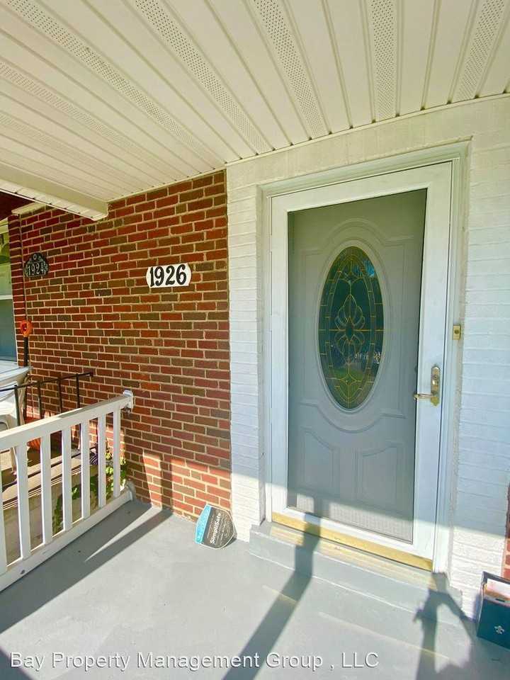 1926 E Belvedere Ave - Photo 2 of 20