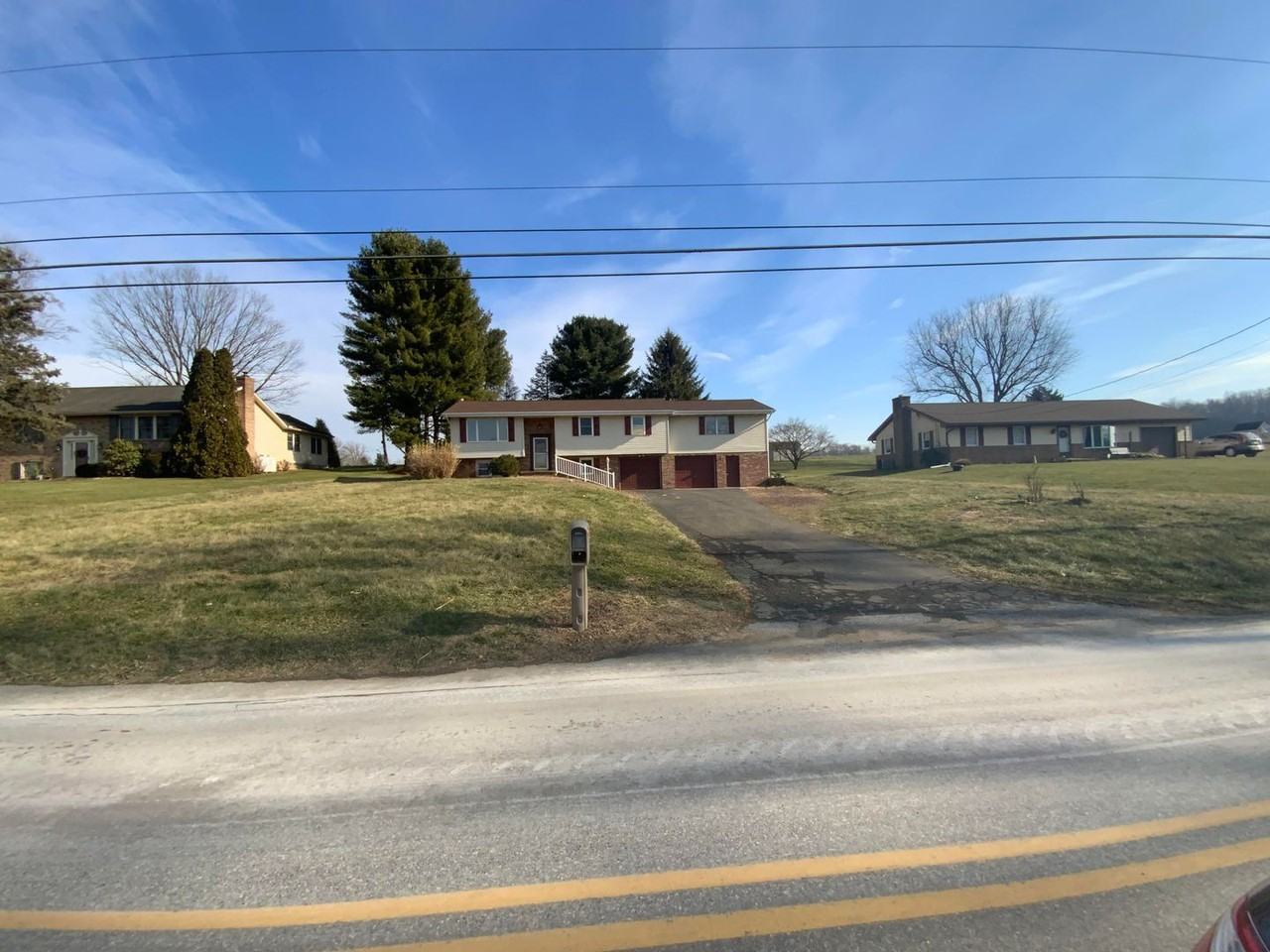 35 Cinder Rd - Photo 2 of 33