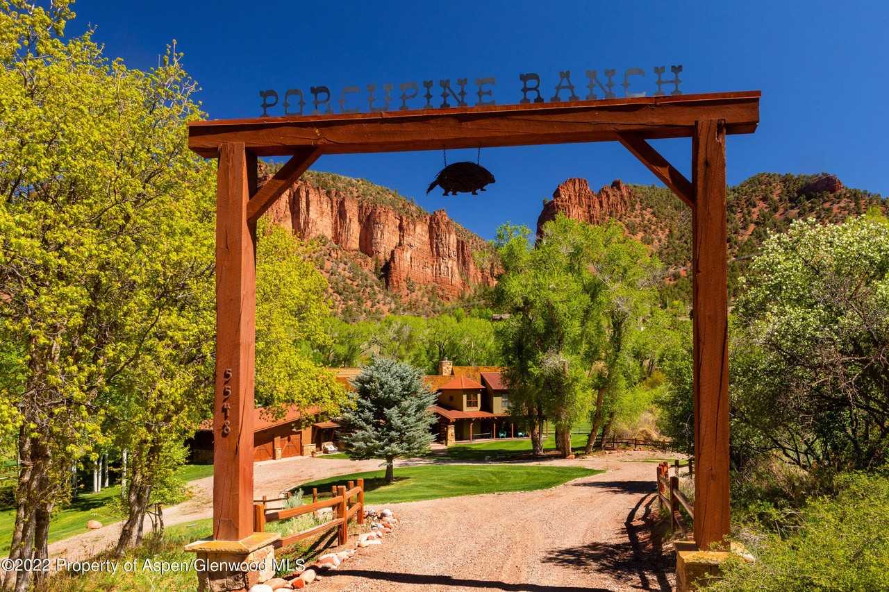 5548 Frying Pan Rd - Photo 2 of 50