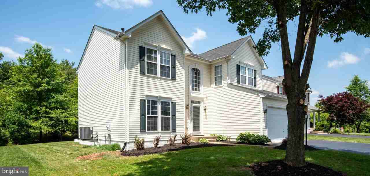 15121 Toccoa Ct - Photo 3 of 40